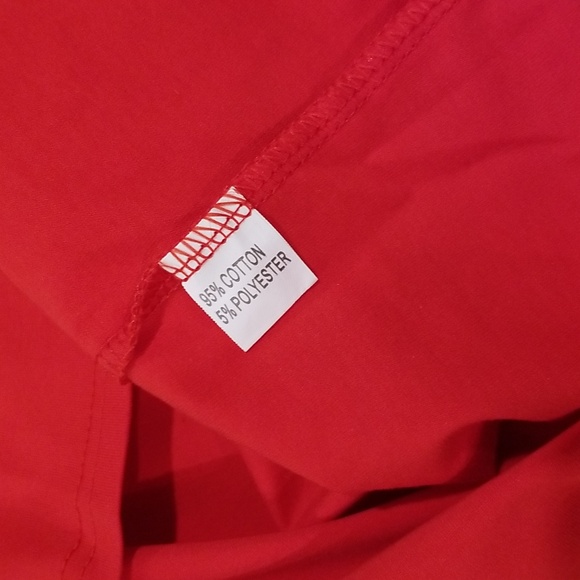 Afibi red women's square neck zip tshirt small size. New but tag is removed. - Picture 4 of 5